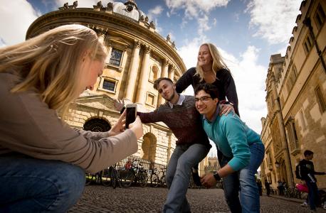 SALIDAS Y ACTIVIDADES